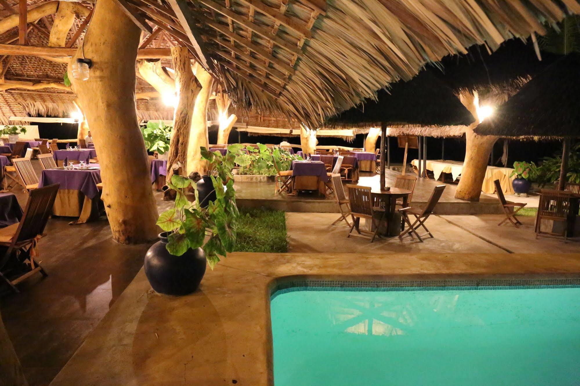 Nosy Be Hotel & Spa Ambaro Exterior photo